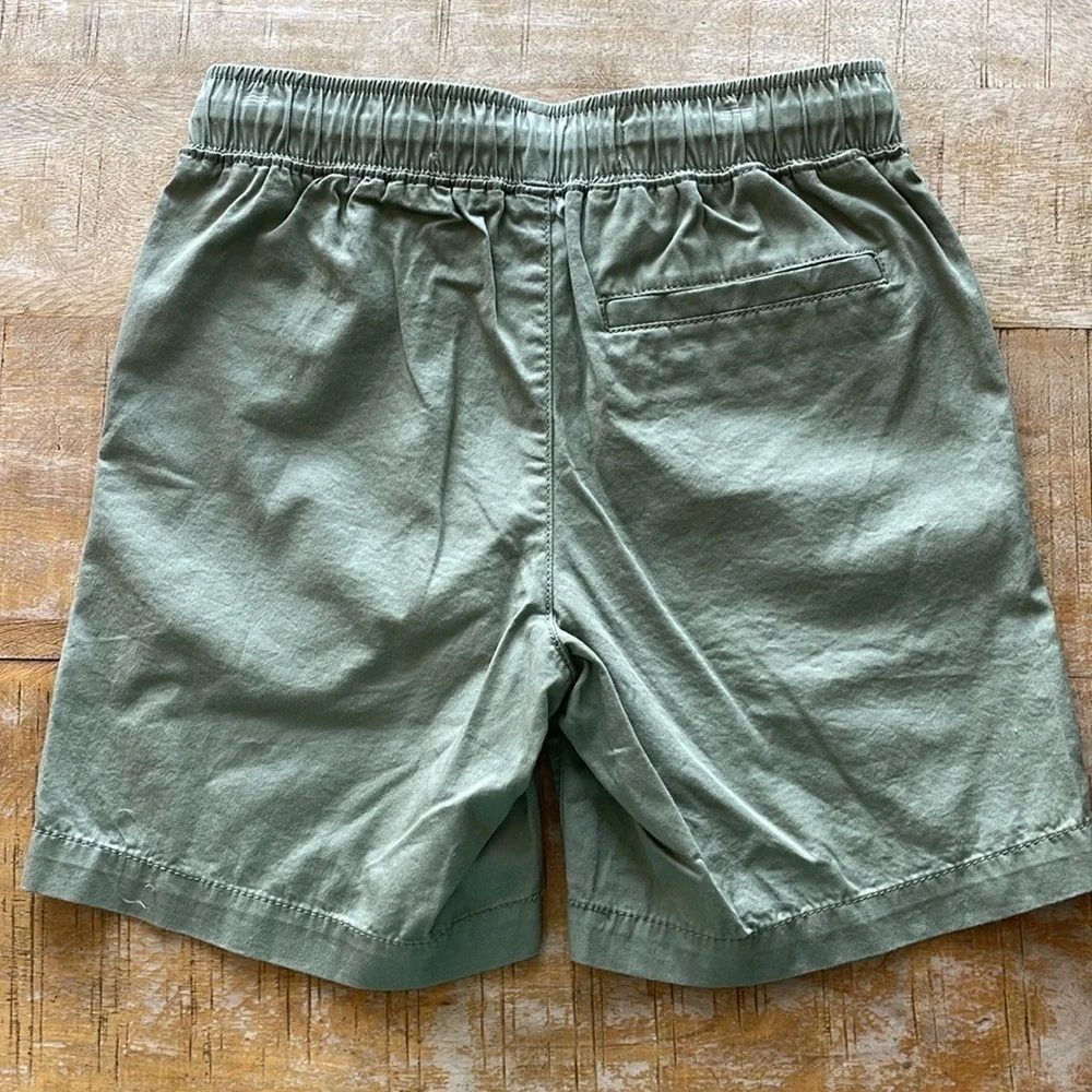 NWOT Boys outfit size 8